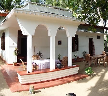 Little White House Ξενοδοχείο Trincomalee Εξωτερικό φωτογραφία
