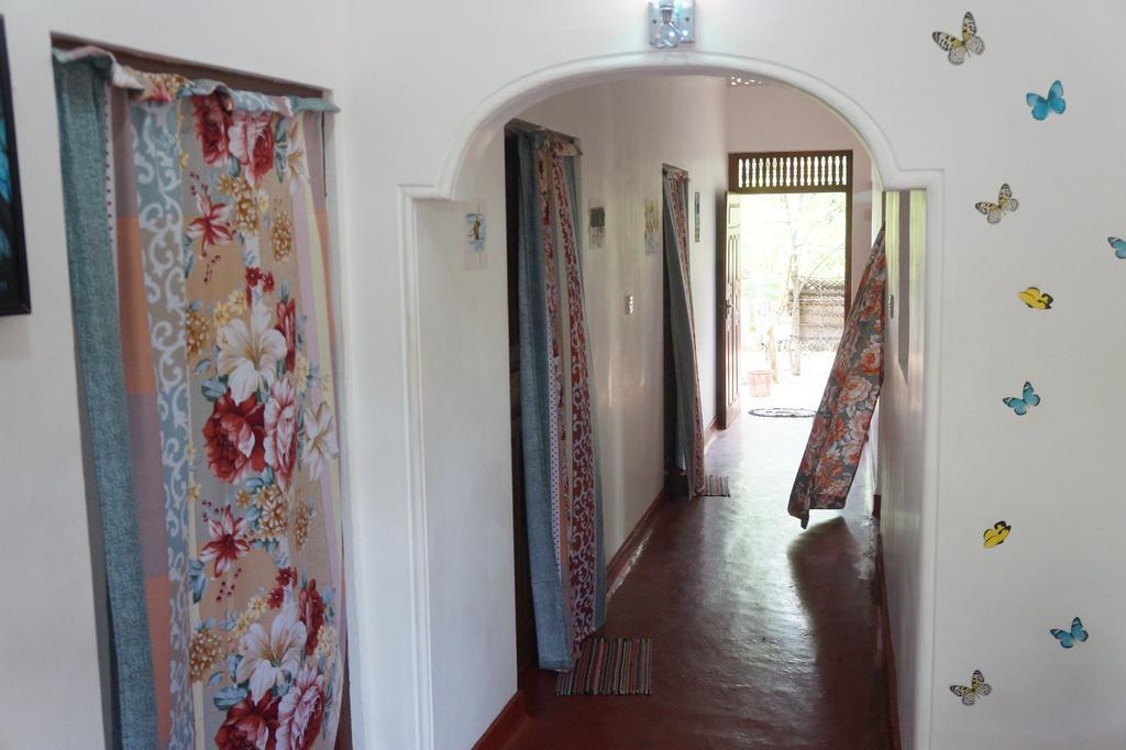 Little White House Ξενοδοχείο Trincomalee Εξωτερικό φωτογραφία