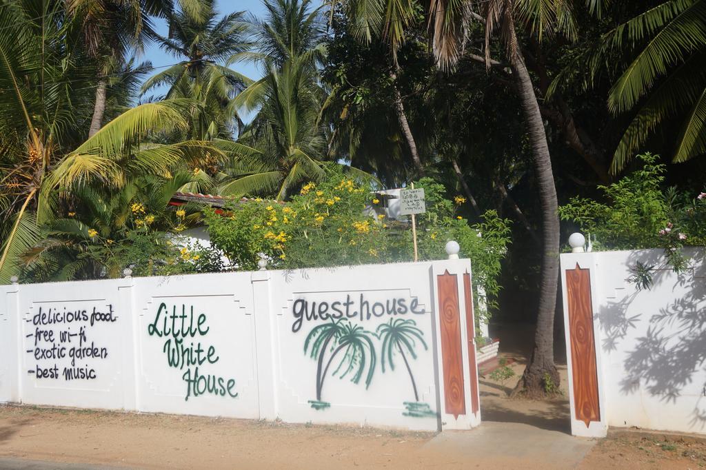 Little White House Ξενοδοχείο Trincomalee Εξωτερικό φωτογραφία