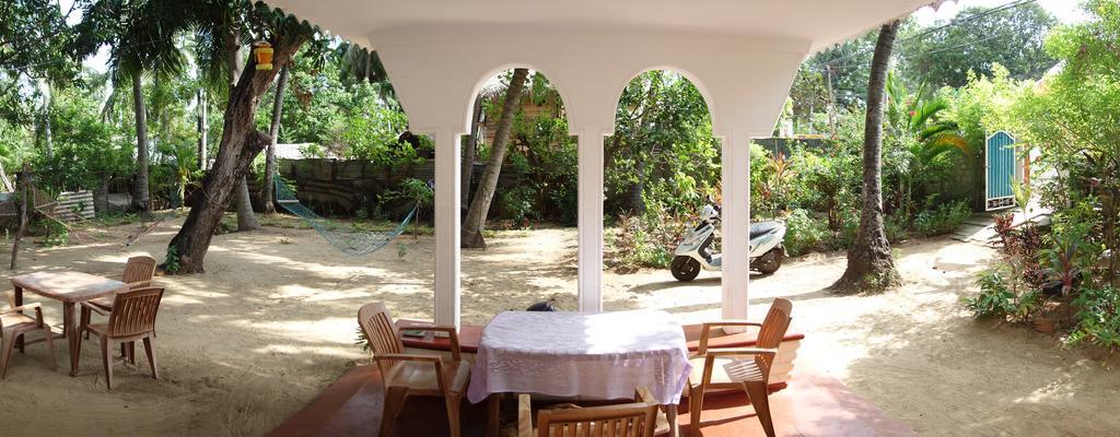 Little White House Ξενοδοχείο Trincomalee Εξωτερικό φωτογραφία